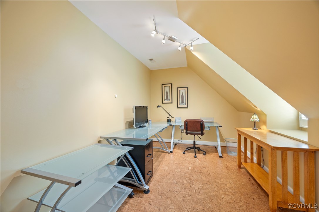 14204 Chimney House Road Midlothian, VA 23112 - Photo 24 of 39 a workspace with furniture