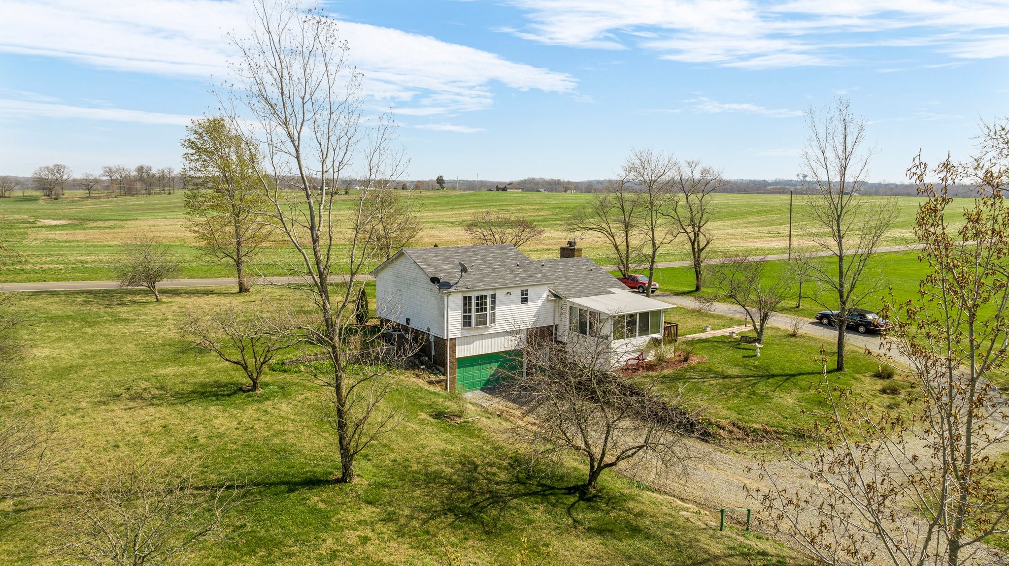 5066 Starks Road Cross Plains, TN 37049 - Photo 11 of 30 a view of an ocean from a building