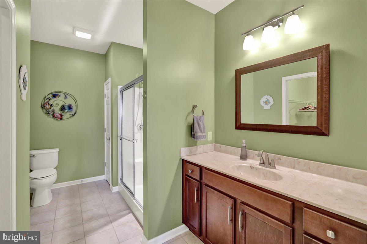 484 Patriots Way Lititz, PA 17543 - Photo 11 of 30 Primary Bath