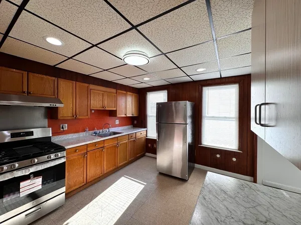 $3,000 | 9-11 Fairmont Place, Unit 3, Malden, MA 02148