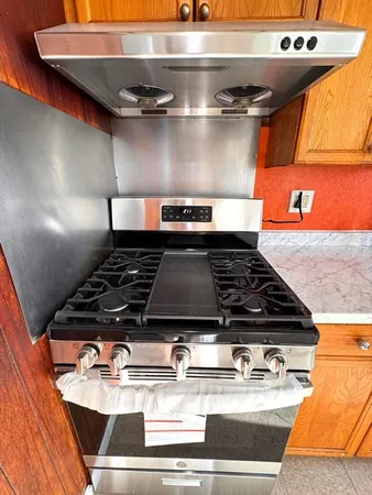 $3,000 | 9-11 Fairmont Place, Unit 3, Malden, MA 02148