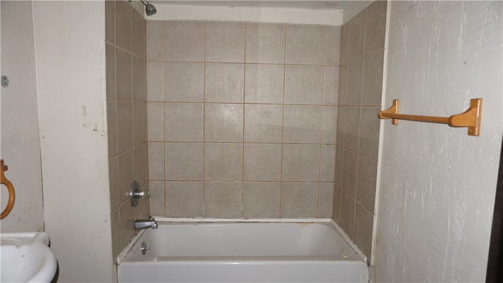 1132 Church Avenue McKees Rocks, PA 15136 - Photo 15 of 19 Gallery Image 15