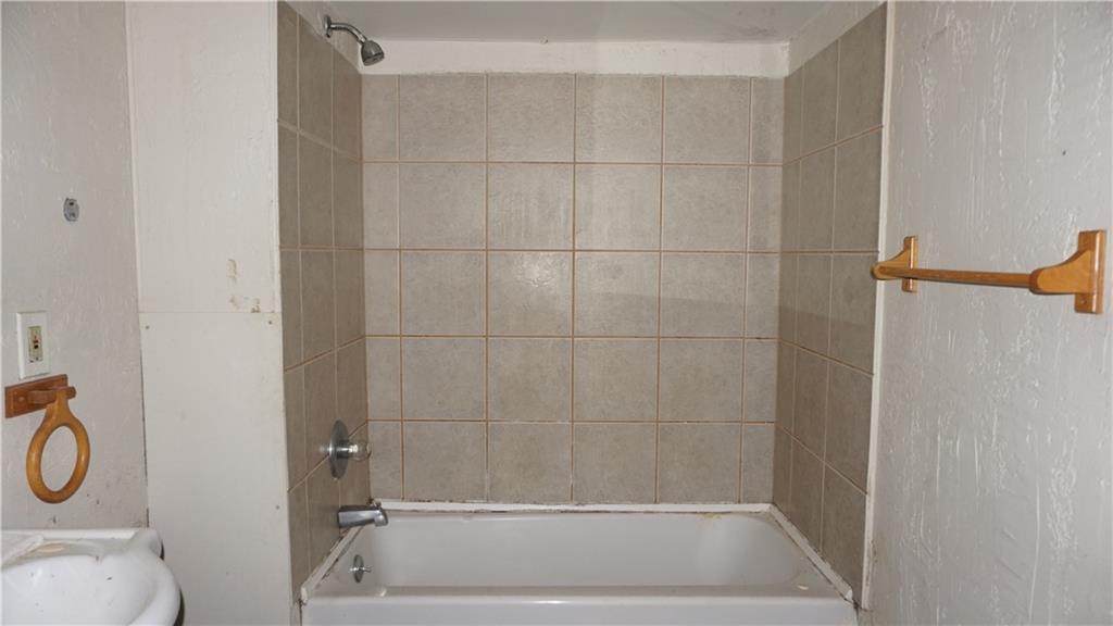 1132 Church Avenue McKees Rocks, PA 15136 - Photo 17 of 19 Gallery Image 17