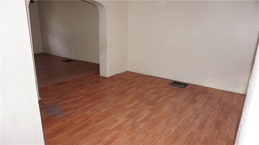 1132 Church Avenue McKees Rocks, PA 15136 - Photo 3 of 19 Gallery Image 3