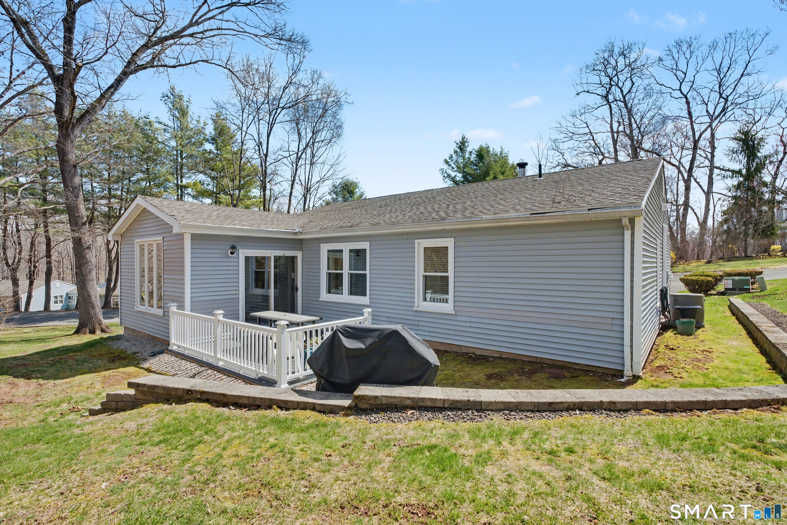 2415 Shepard Avenue, Unit 23 Hamden, CT 06518 - Photo 2 of 31