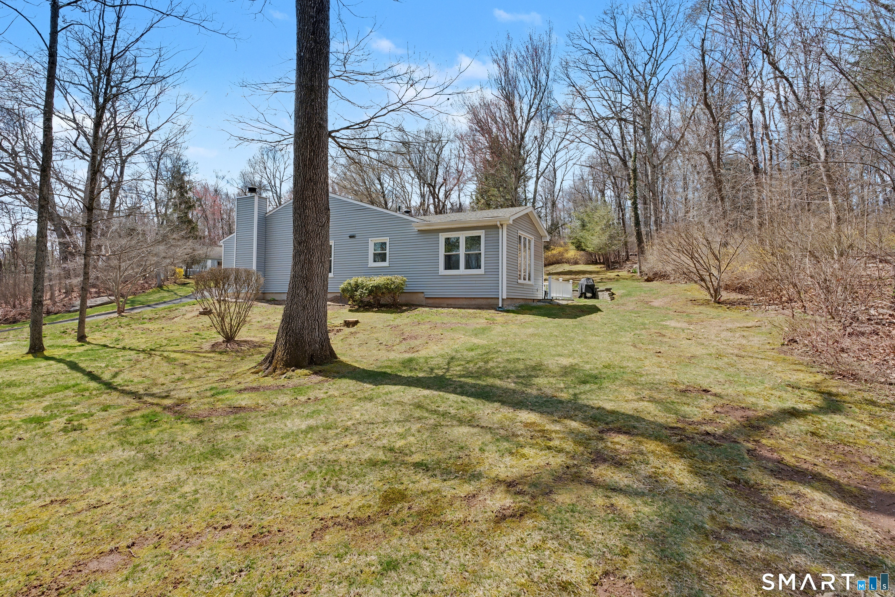 2415 Shepard Avenue, Unit 23 Hamden, CT 06518 - Photo 6 of 31