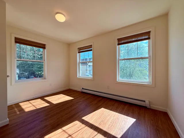 $2,050 | 12 Leonard Street, Unit D, Rochester, NH 03867