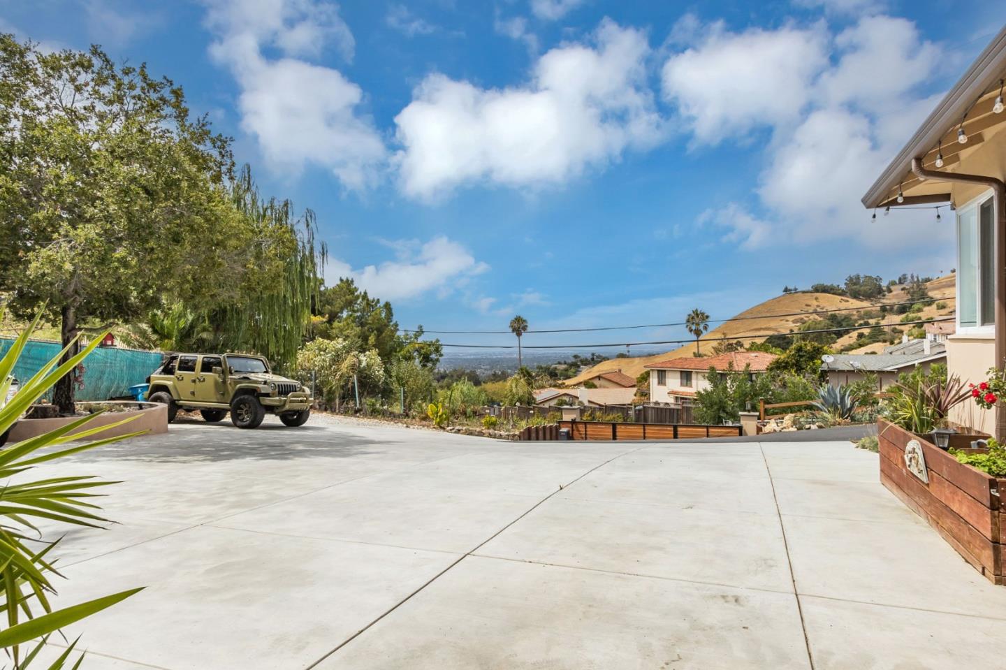 12405 Mt Hamilton Road San Jose, CA 95140 - Photo 17 of 74