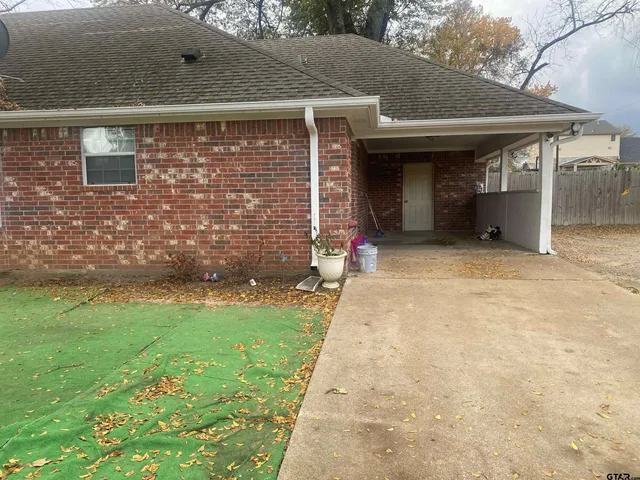 $1,500 | 717 West Morris Street, Tyler, TX 75702