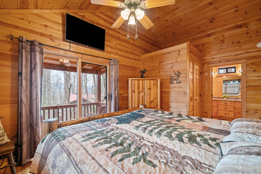 121 Broken Arrow Path Blue Ridge, GA 30513 - Photo 15 of 25 Gallery Image 15