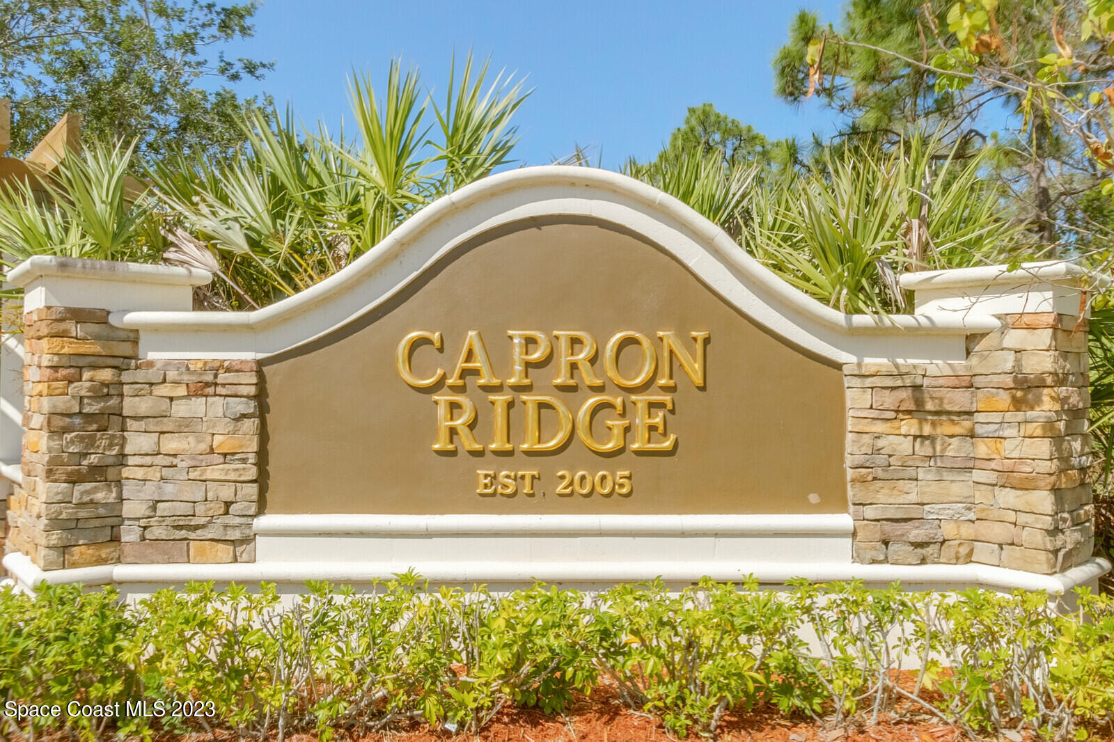 1569 Oconner Avenue Melbourne, FL 32940 - Photo 37 of 37 a sign that is on the side of a building