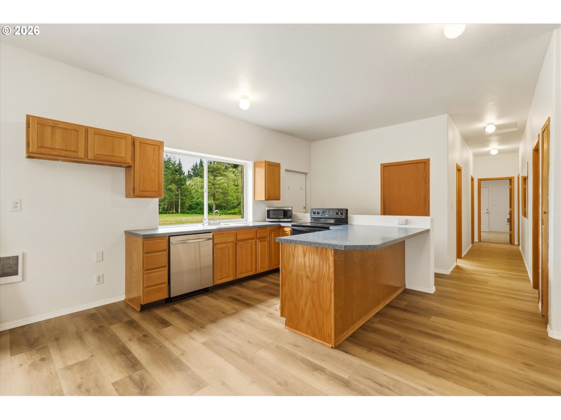 145 Talkeetna Heights Road Longview, WA 98632 - Photo 7 of 48 Kitchen