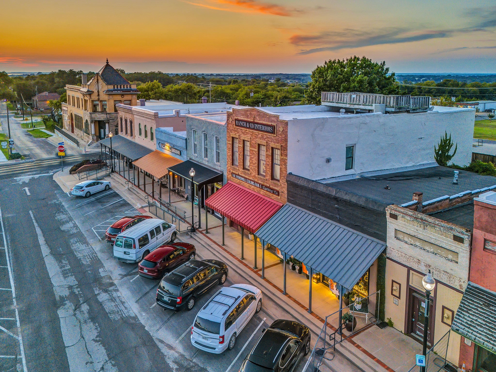 106 West Main Street Pilot Point, TX 76258 - Photo 45 of 46 an aerial view of a chairs and table on the terrace