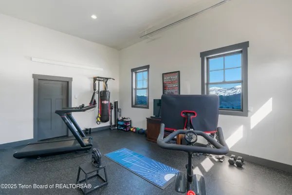 $4,500,000 | 785 Strawberry Hills Drive, Thayne, WY 83127