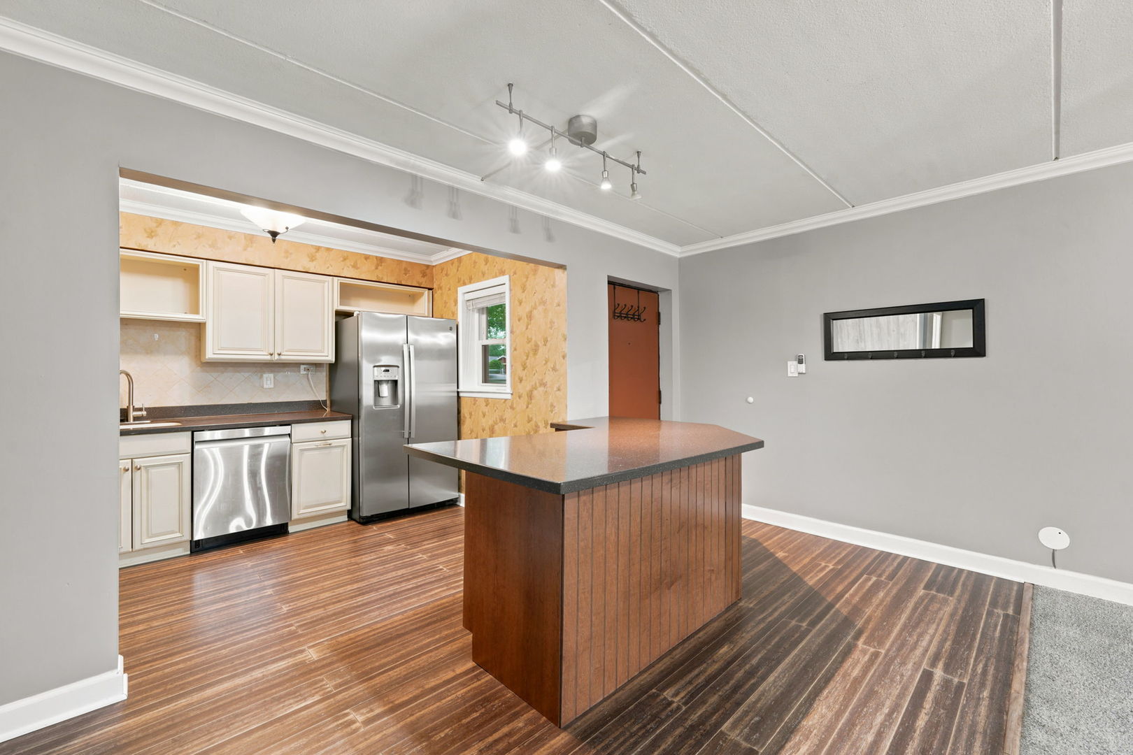 2600 Oakton Street, Unit 1E Park Ridge, IL 60068 - Photo 6 of 19
