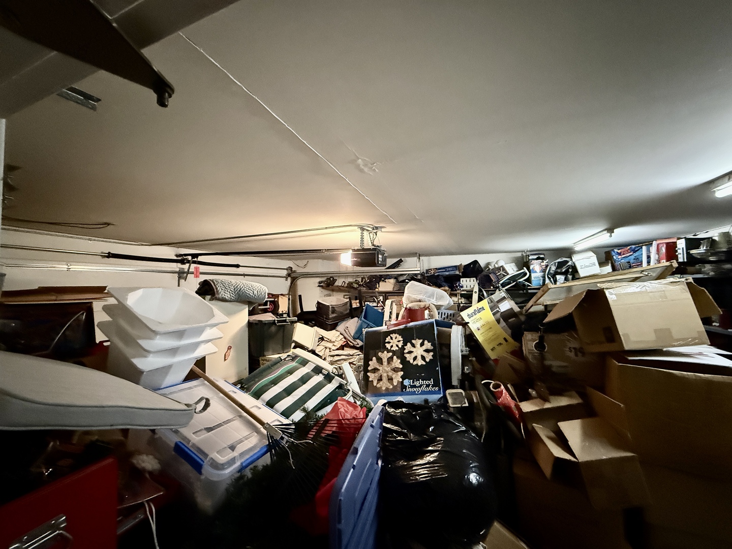 1545 Winnetka Road, Unit 1545 Glenview, IL 60025 - Photo 2 of 14 a view of gym