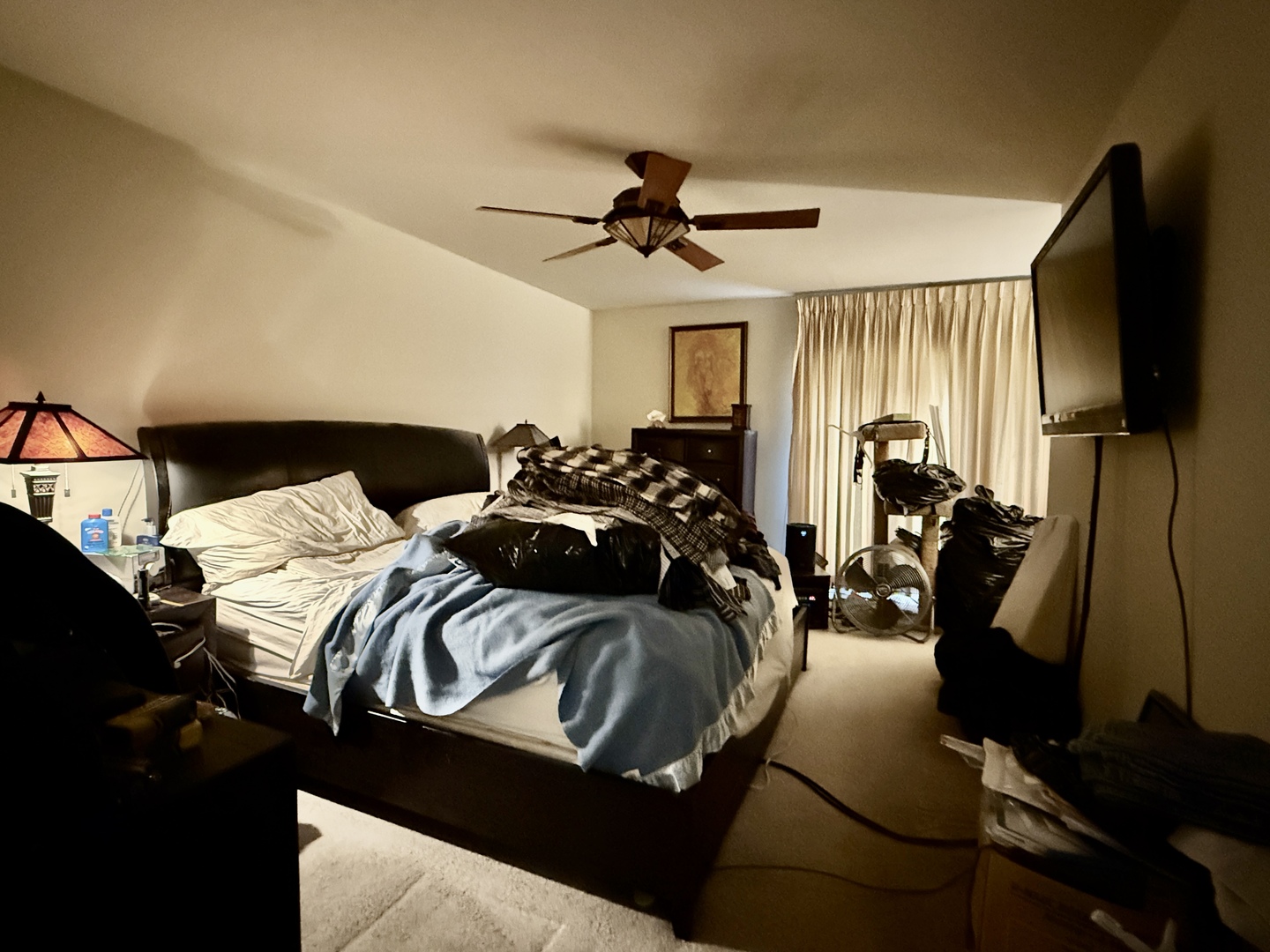 1545 Winnetka Road, Unit 1545 Glenview, IL 60025 - Photo 8 of 14 a bed room with two beds and a flat screen tv