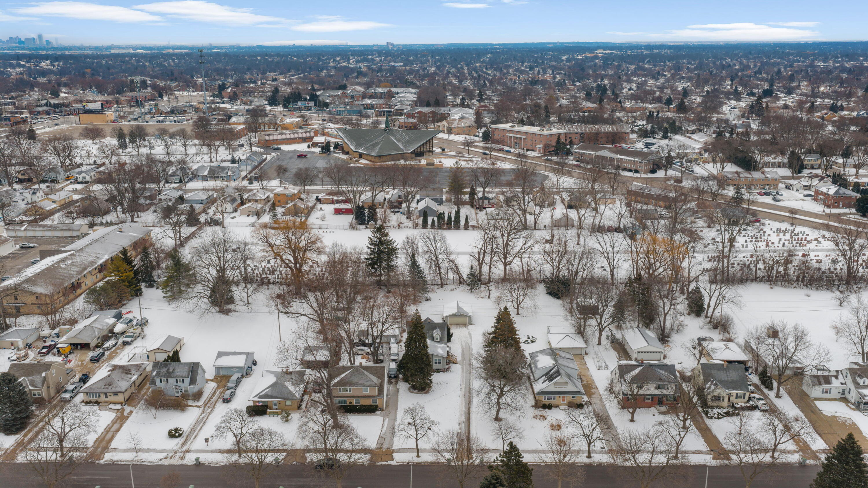 3236 South 97th Street Milwaukee, WI 53227 - Photo 25 of 34 24_imgDJI_20260205102226_0008_D_12