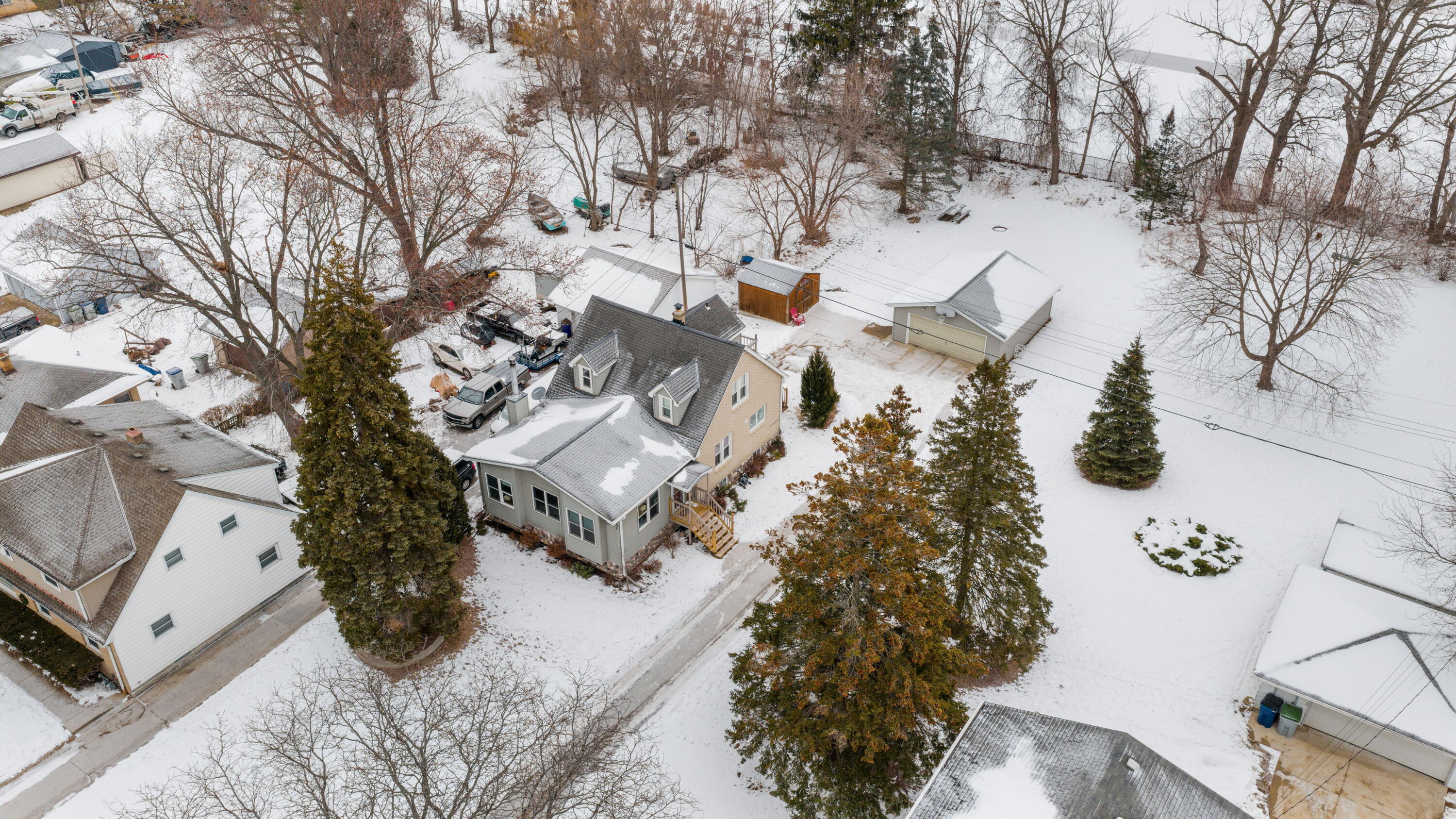 3236 South 97th Street Milwaukee, WI 53227 - Photo 29 of 34 28_imgDJI_20260205102452_0016_D_1