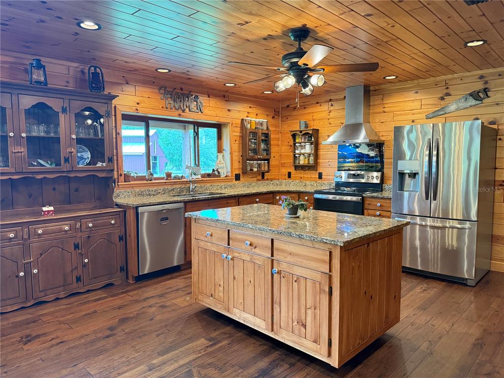 28046 Bayhead Road Dade City, FL 33523 - Photo 66 of 91 Gallery Image 66
