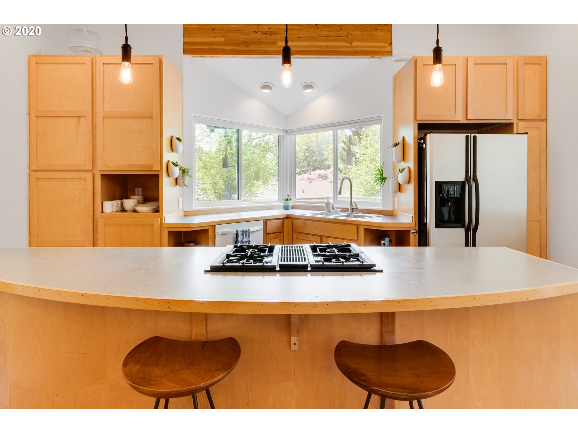 5530 Southwest Cameron Road Portland, OR 97221 - Photo 11 of 32 Gallery Image 11