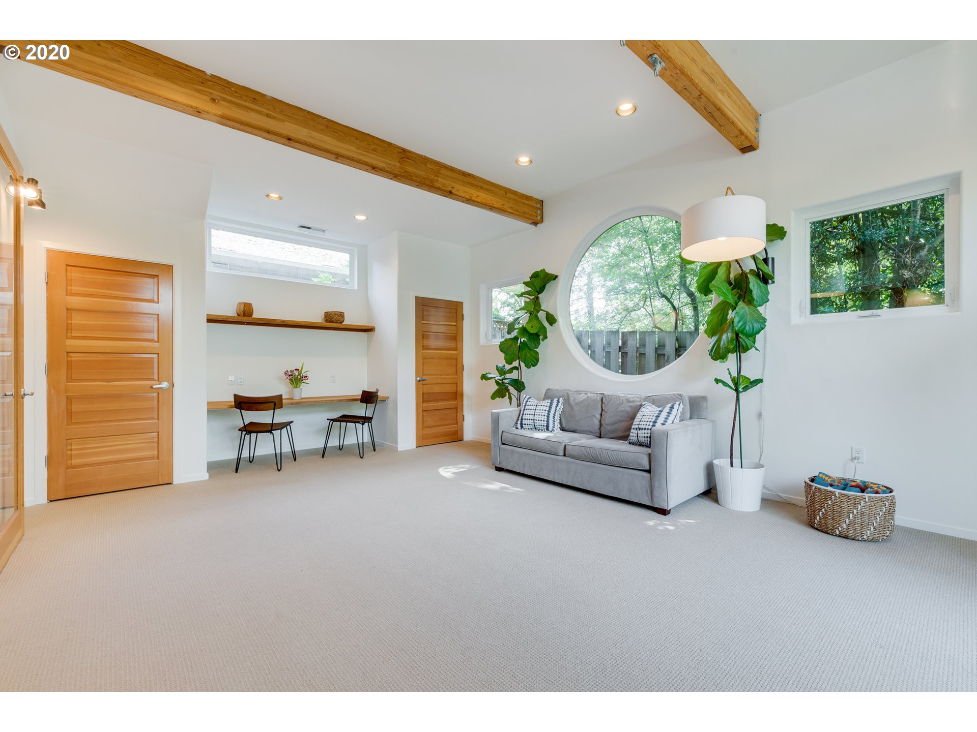 5530 Southwest Cameron Road Portland, OR 97221 - Photo 14 of 32 Gallery Image 14
