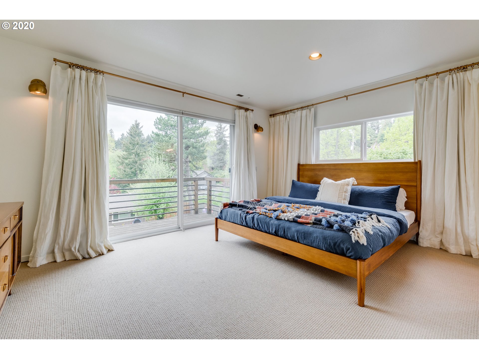 5530 Southwest Cameron Road Portland, OR 97221 - Photo 20 of 32 Gallery Image 20
