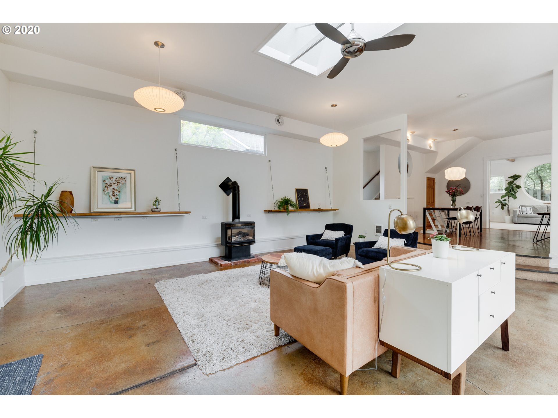 5530 Southwest Cameron Road Portland, OR 97221 - Photo 4 of 32 Gallery Image 4