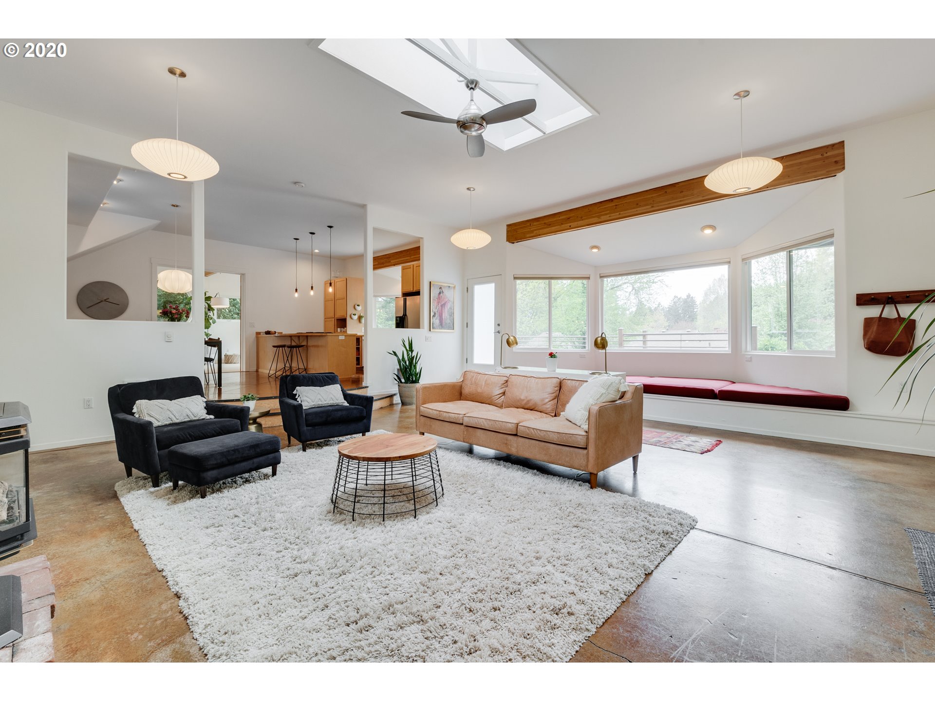 5530 Southwest Cameron Road Portland, OR 97221 - Photo 6 of 32 Gallery Image 6