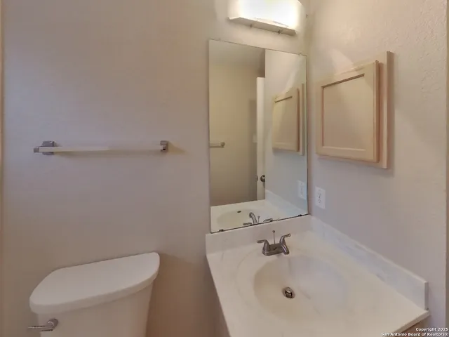 $1,859 | 12430 Canyon Court, San Antonio, TX 78247