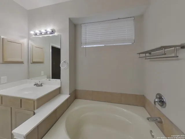 $1,859 | 12430 Canyon Court, San Antonio, TX 78247