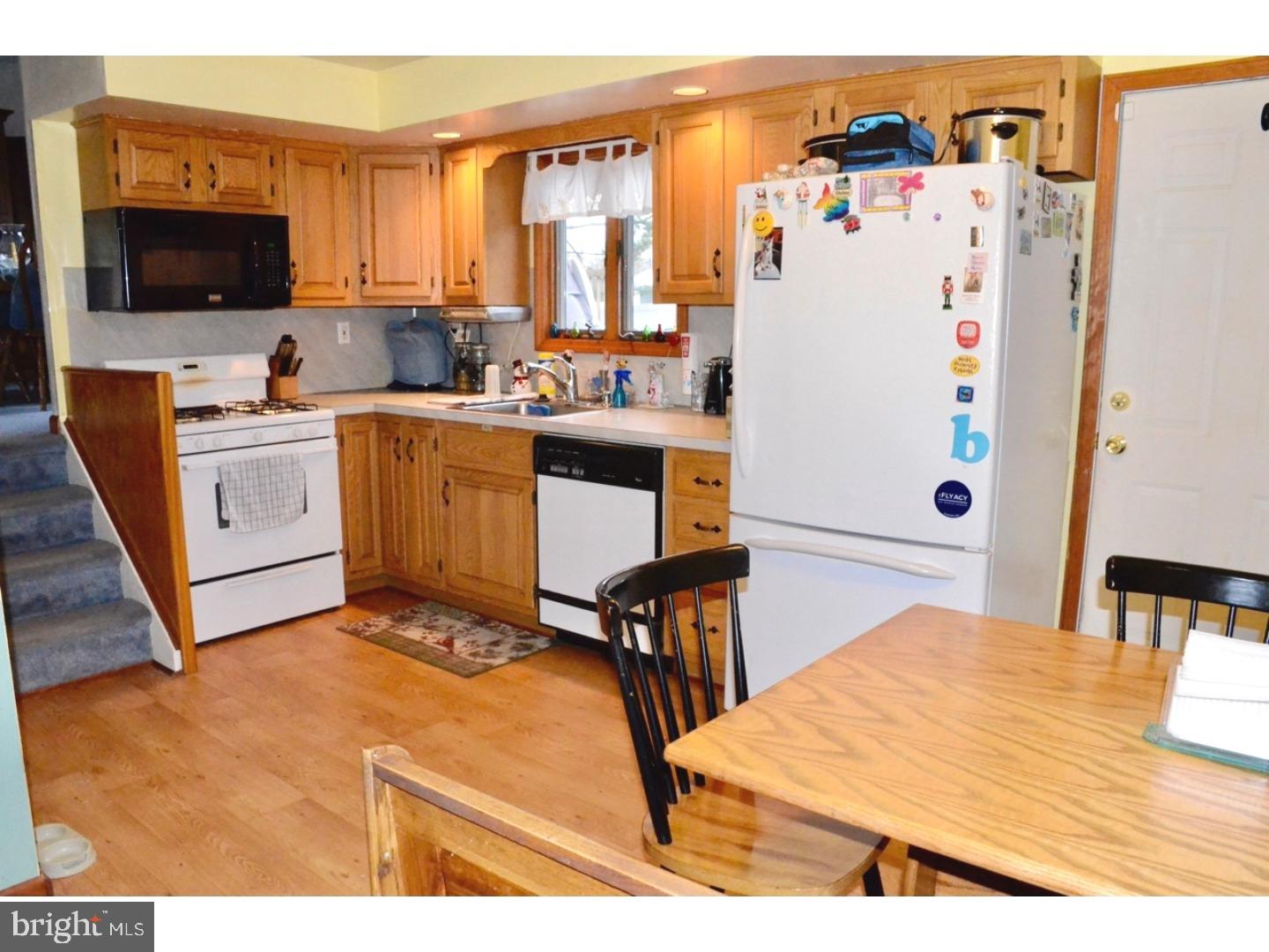 18 Ridgewood Road Gibbsboro, NJ 08026 - Photo 2 of 23