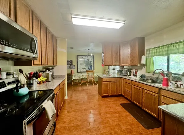 $189,000 | 206 Loesch Drive, Elgin, TX 78621