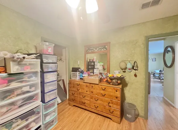 $189,000 | 206 Loesch Drive, Elgin, TX 78621