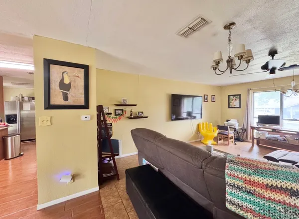 $189,000 | 206 Loesch Drive, Elgin, TX 78621