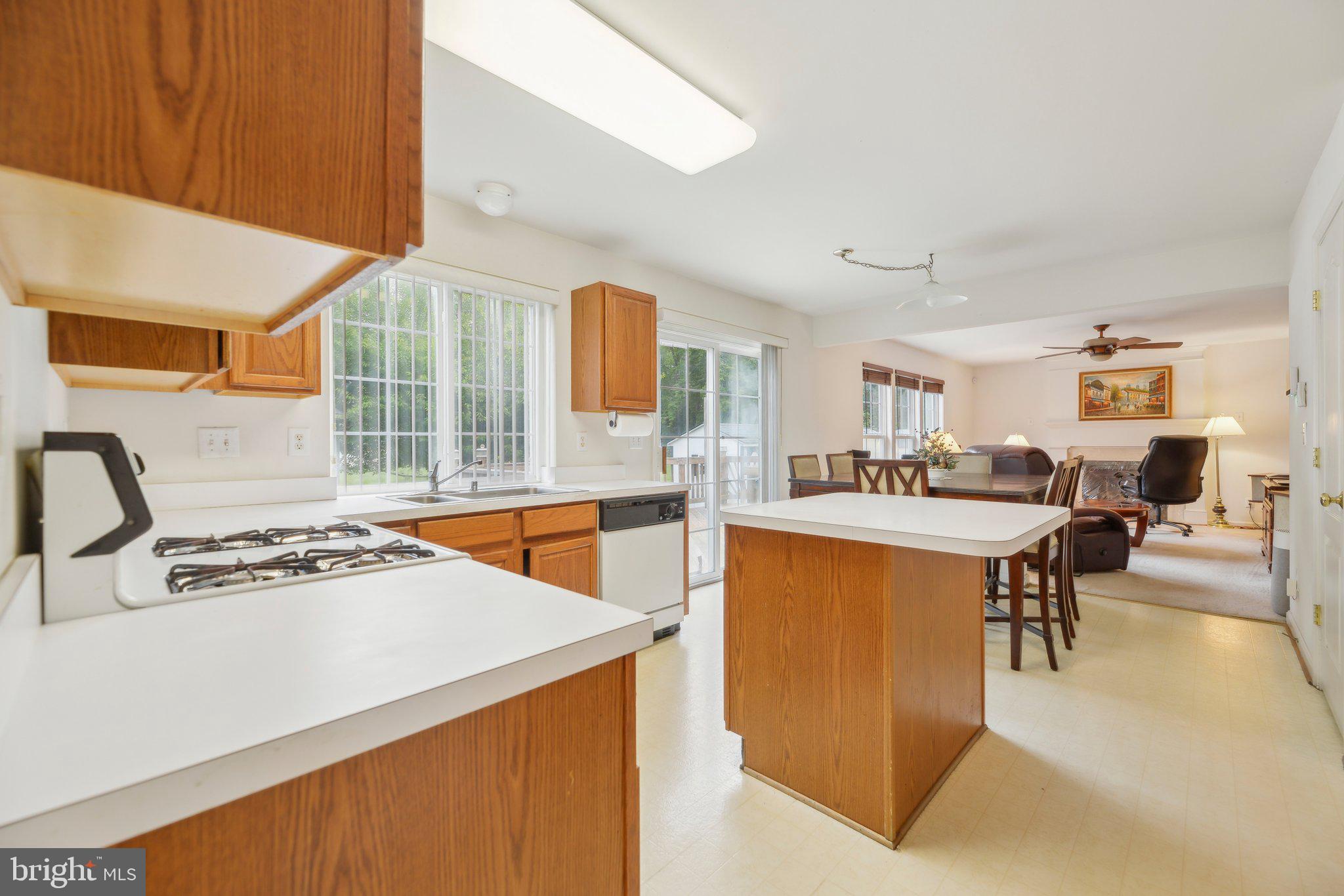 3445 Prince Edward Drive White Plains, MD 20695 - Photo 14 of 50