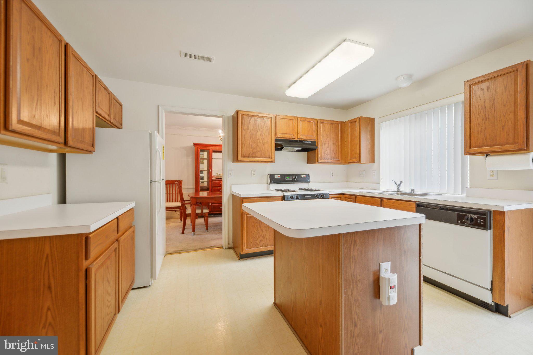 3445 Prince Edward Drive White Plains, MD 20695 - Photo 15 of 50