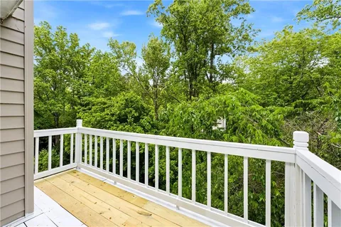 $225,000 | 352 Teal Court, Roswell, GA 30076