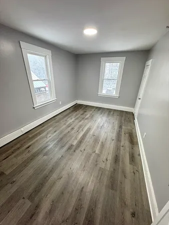 $2,100 | 143 Westminster Street, Unit 2L, Fitchburg, MA 01420