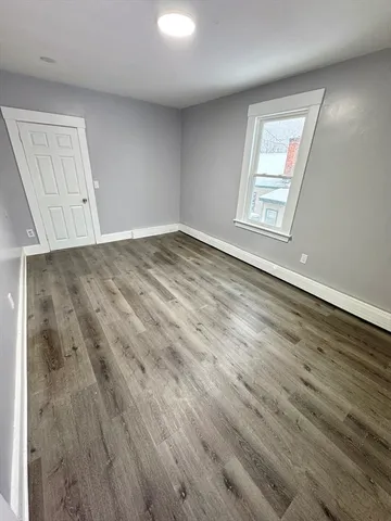 $2,200 | 143 Westminster Street, Unit 2L, Fitchburg, MA 01420