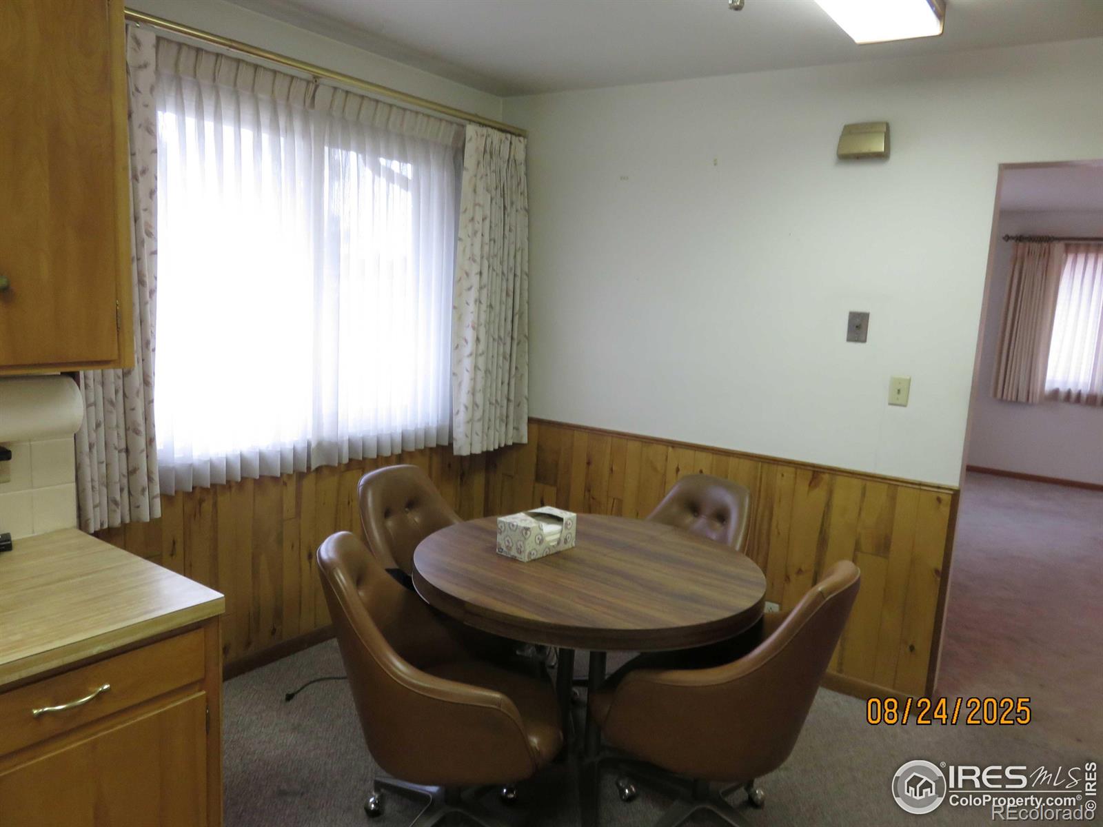 425 35th Ave Court Greeley, CO 80634 - Photo 8 of 36