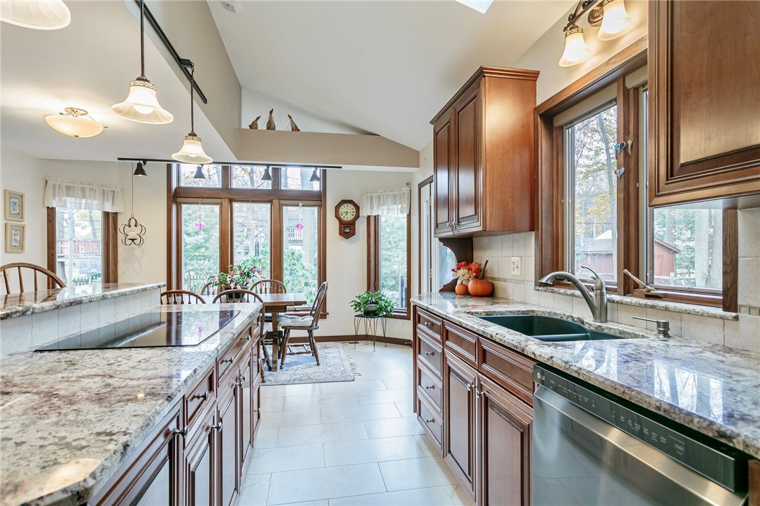 20 Fairfield Drive Perinton, NY 14450 - Photo 6 of 49 Abundance of natural light with skylight and windo