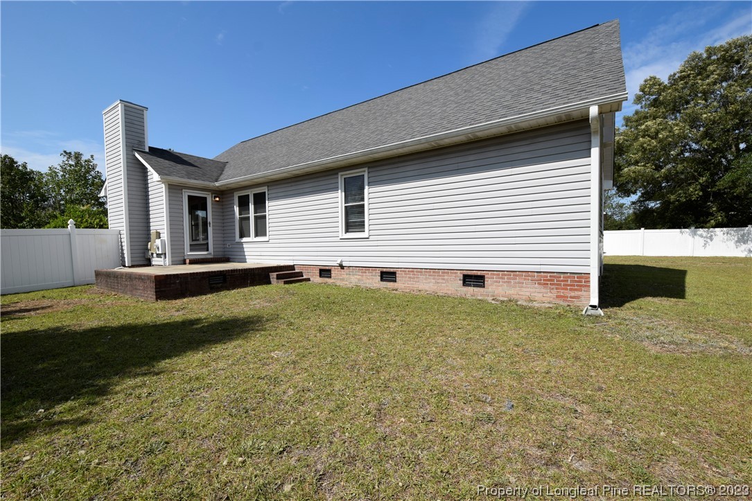 512 Kernstown Road Raeford, NC 28376 - Photo 15 of 25 a front view of house with yard