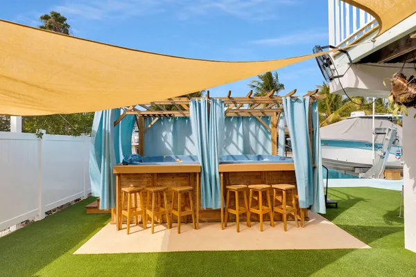 $950,000 | 29175 Aster Lane, Big Pine Key, FL 33043