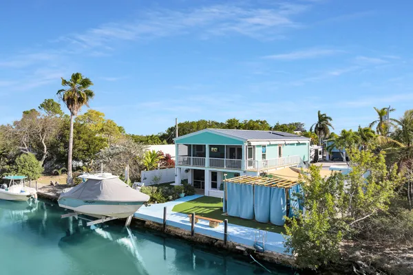$950,000 | 29175 Aster Lane, Big Pine Key, FL 33043