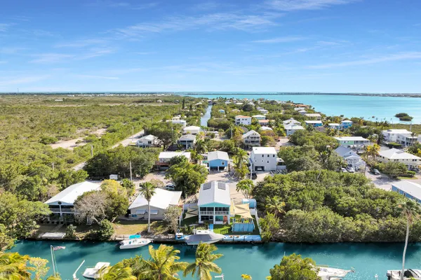 $950,000 | 29175 Aster Lane, Big Pine Key, FL 33043