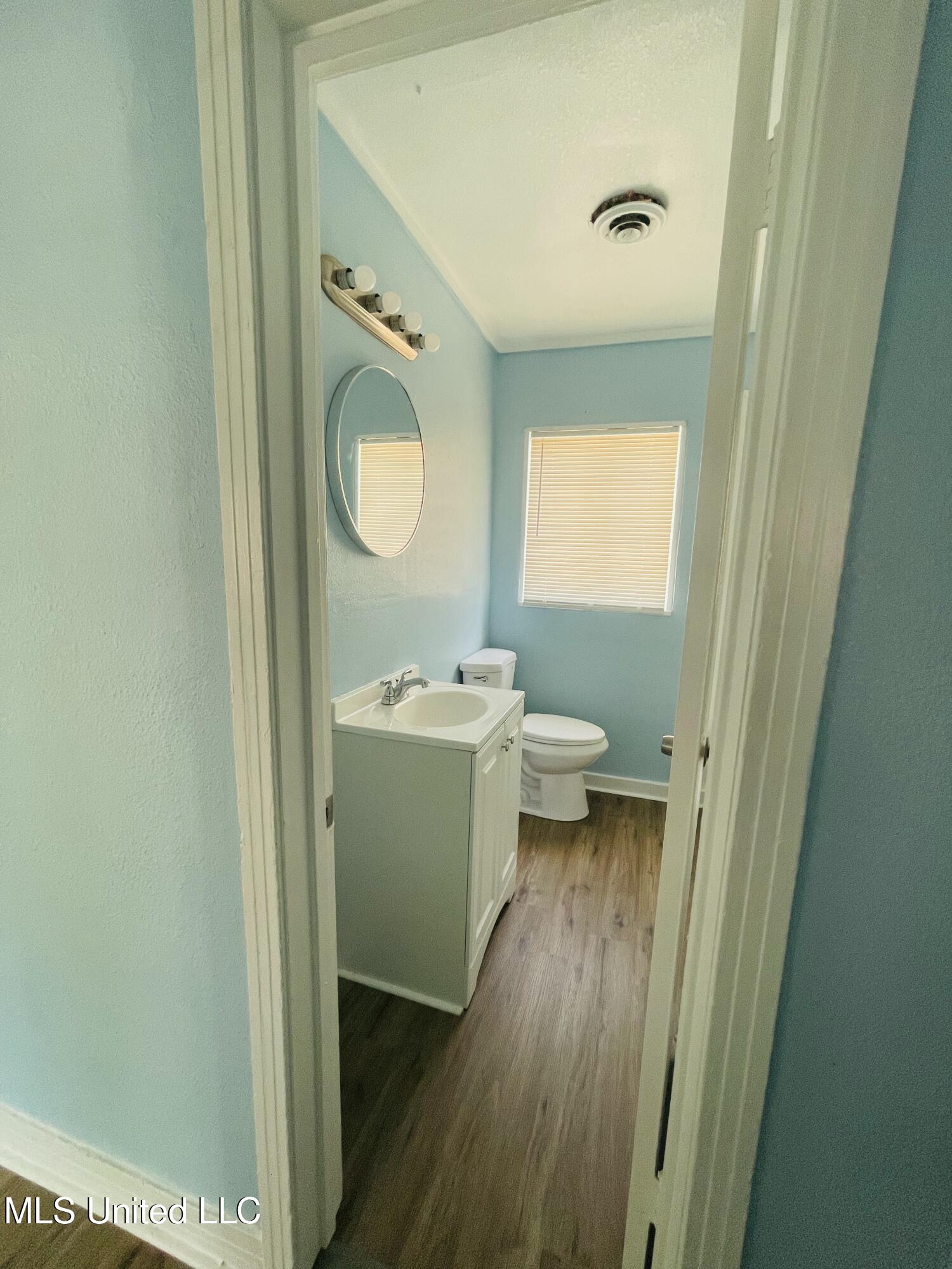 233 Colonial Drive Jackson, MS 39204 - Photo 16 of 16 IMG_1402