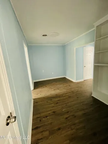 $144,000 | 233 Colonial Drive, Jackson, MS 39204