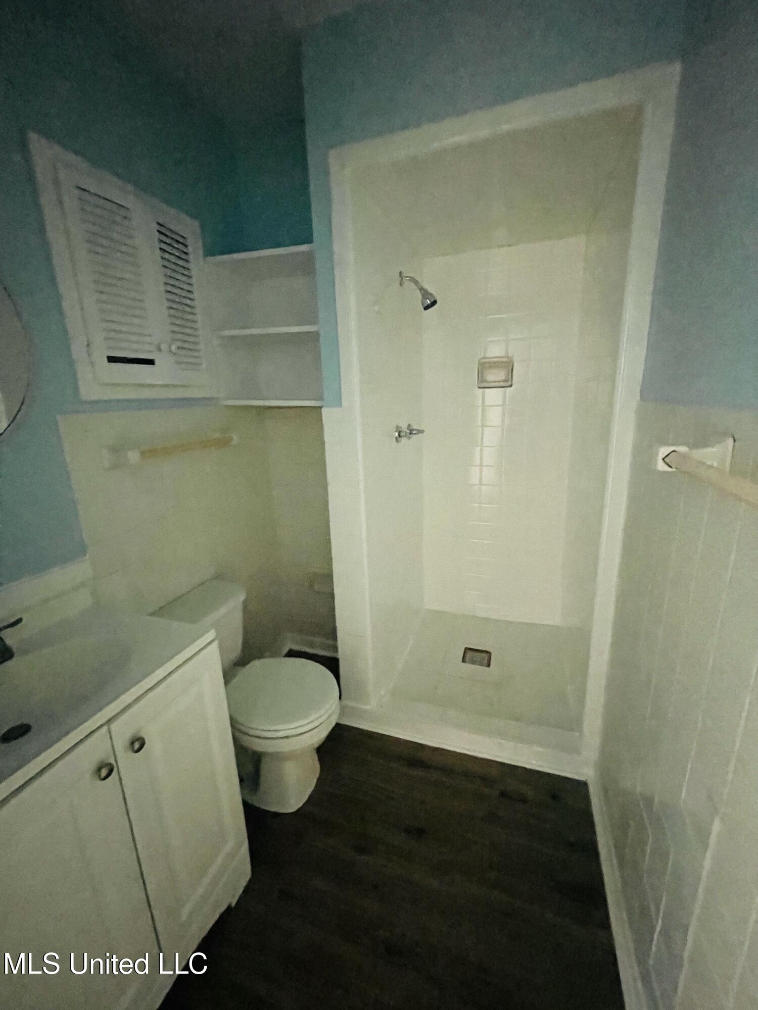 233 Colonial Drive Jackson, MS 39204 - Photo 8 of 16 IMG_1425