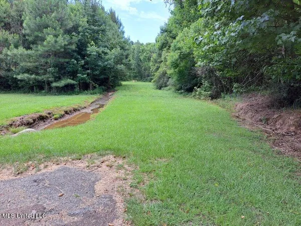 $95,000 | 0 Colonial Drive Northeast, Magee, MS 39111